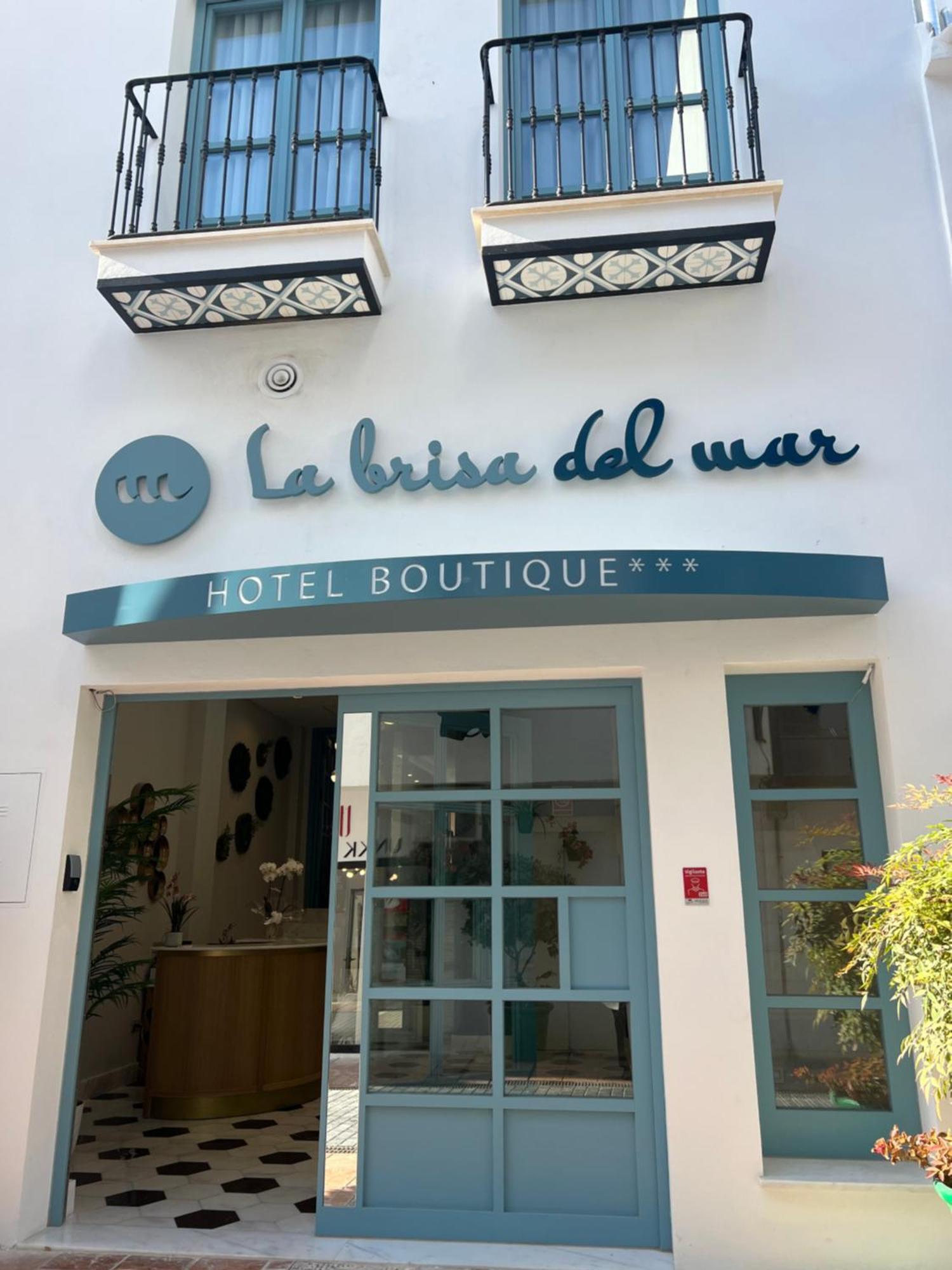 Hotel Boutique La Brisa Del Mar Estepona Exterior photo