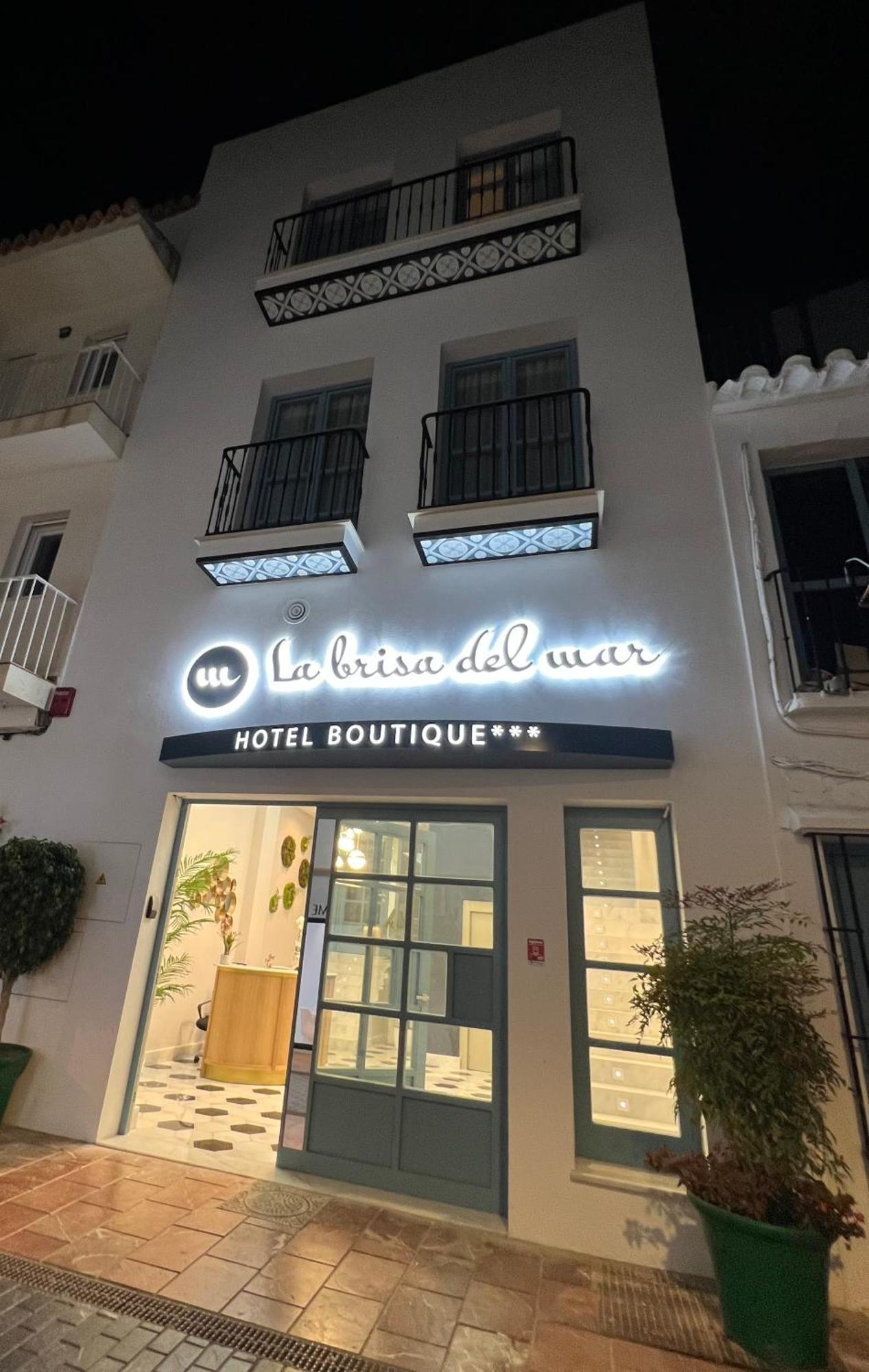 Hotel Boutique La Brisa Del Mar Estepona Exterior photo