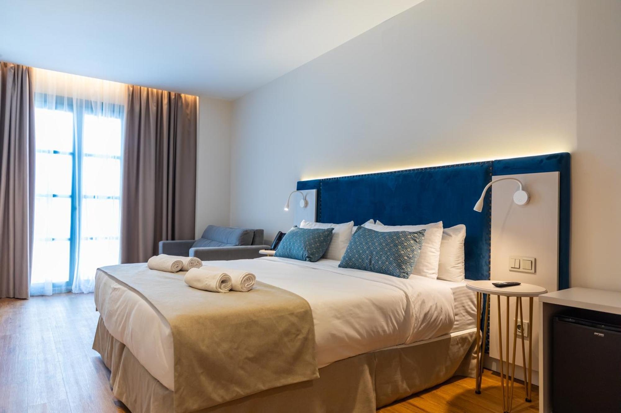 Hotel Boutique La Brisa Del Mar Estepona Room photo